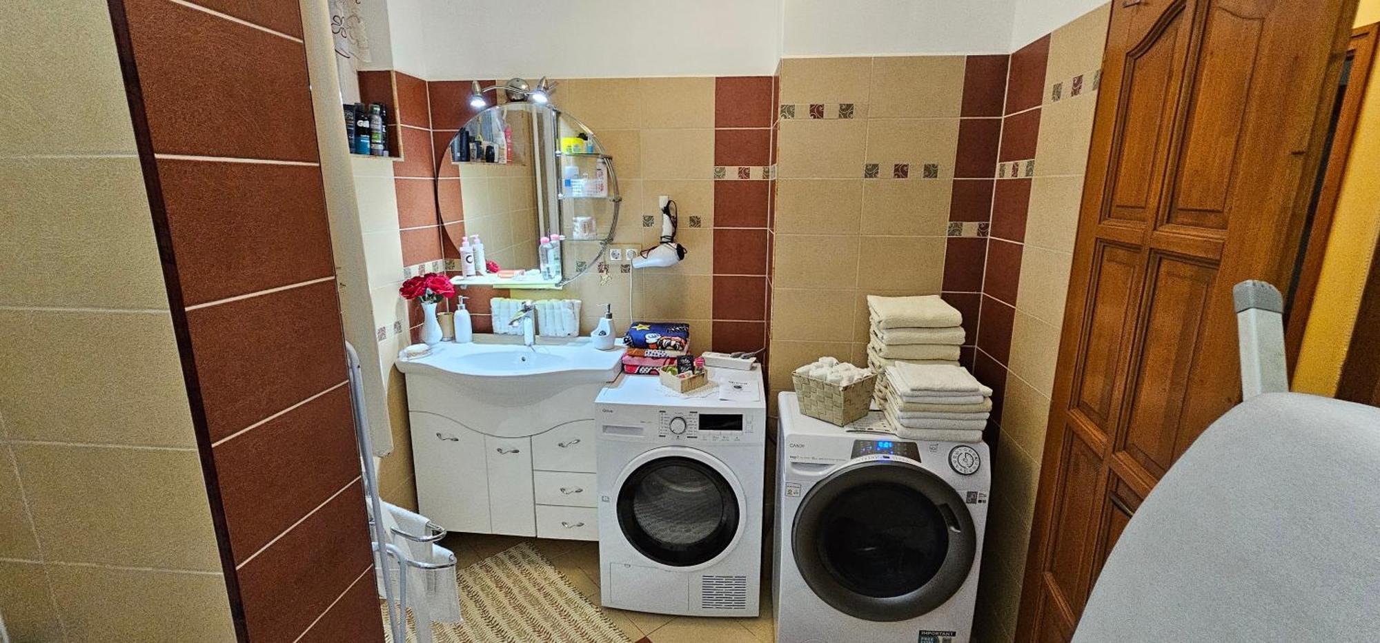 Anna Gyoengye Apartman Дебрецен Екстериор снимка