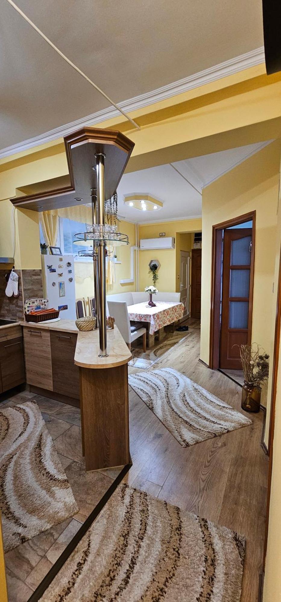 Anna Gyoengye Apartman Дебрецен Екстериор снимка